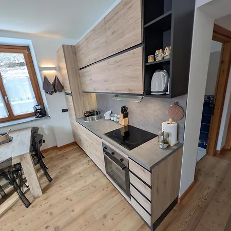 Apartment Ai Piedi Del Gigante - Valtournenche