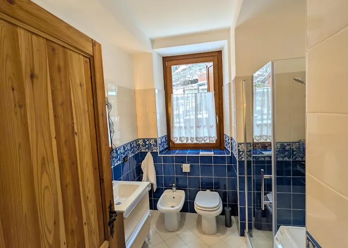 Ai Piedi Del Gigante - Valtournenche