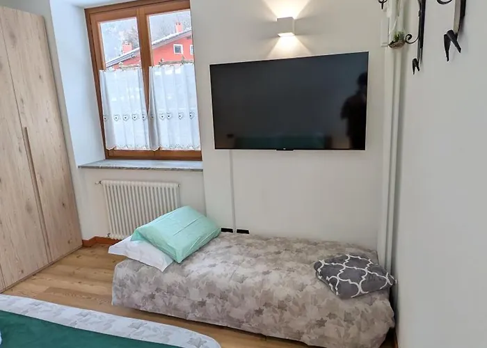 Apartment Ai Piedi Del Gigante - *