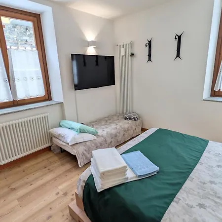 Apartment Ai Piedi Del Gigante - *