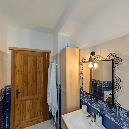 Apartment Ai Piedi Del Gigante - Valtournenche