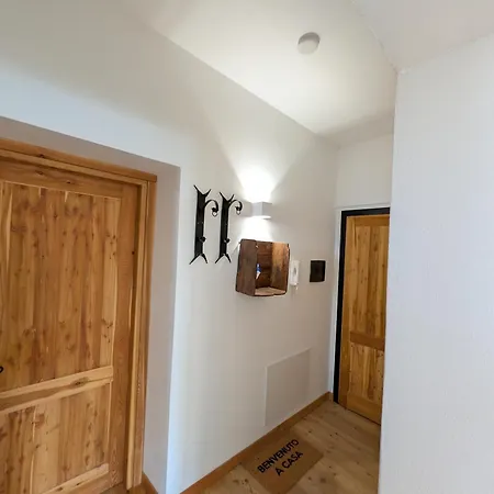 아파트 Ai Piedi Del Gigante - *