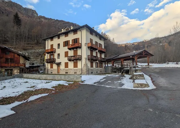 Ai Piedi Del Gigante - 발토우르넨체